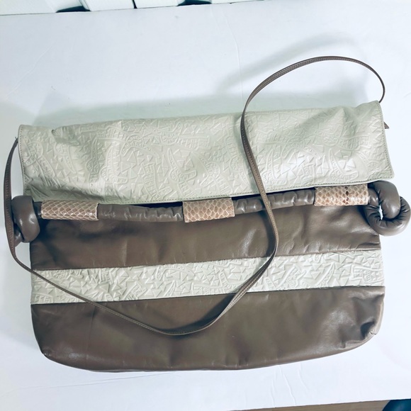 Vintage Unique Oversized Envelope Large Lined Flap Leather Bag Taupe Beige - Picture 3 of 9